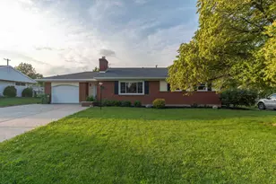 822 Barbara Ln, Wapakoneta, OH 45895 - Photo 4