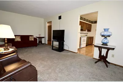 4936 E Brannan Drive, Springfield, OH 45502 - Photo 8
