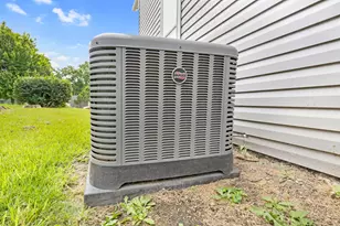 109 N Springhill St, Bellefontaine, OH 43311 - Photo 12
