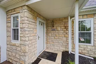 2690 Prestwick Village Cir, Springfield, OH 45503 - Photo 8