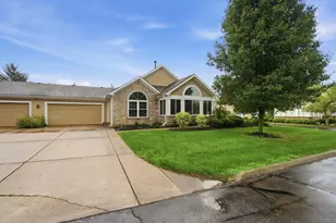 2690 Prestwick Village Cir, Springfield, OH 45503 - Photo 4