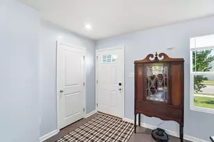 310 Golden Gate Ave, Springfield, OH 45505 - Photo 6