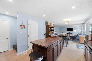 310 Golden Gate Ave, Springfield, OH 45505 - Photo 14