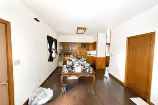 221 N Madriver St, Bellefontaine, OH 43311 - Photo 6