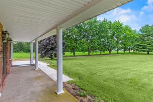 5773 Short Rd, New Carlisle, OH 45344 - Photo 6