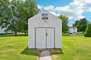 10424 North St, Middleburg, OH 43336 - Photo 34
