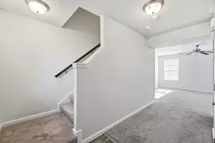 196 Rapids Dr, Fairborn, OH 45324 - Photo 8