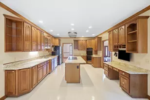 2350 Lostwood Ct, Beavercreek TWP, OH 45385 - Photo 42
