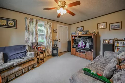 1302 N Yellow Springs Street, Springfield, OH 45504 - Photo 12