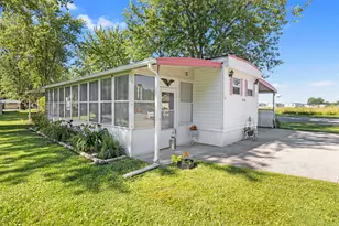 11016 Oak Cir, Lakeview, OH 43331 - Photo 8