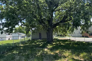 605 Buchanan St, Wapakoneta, OH 45895 - Photo 16