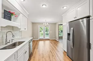 908 Cambridge Cir, Troy, OH 45373 - Photo 14
