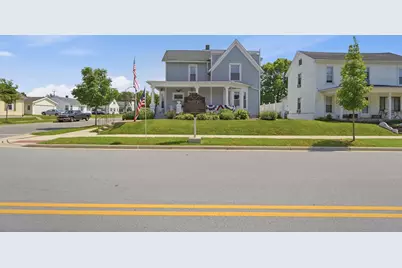 601 W Benton Street, Wapakoneta, OH 45895 - Photo 2
