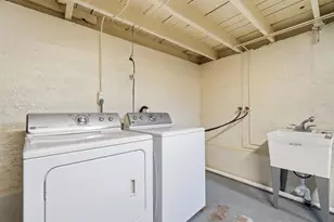601 W Benton St, Wapakoneta, OH 45895 - Photo 52