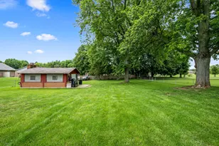1226 E Troy Urbana Rd, Troy, OH 45373 - Photo 26