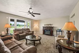 1226 E Troy Urbana Rd, Troy, OH 45373 - Photo 14