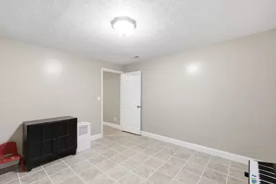 1825 Barnhart Road, Troy, OH 45373 - Photo 38