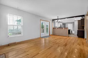2123 Wapakoneta Ave, Sidney, OH 45365 - Photo 10