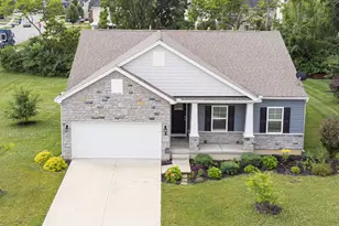 4008 Orange Blossom Ct, Tipp City, OH 45371 - Photo 2