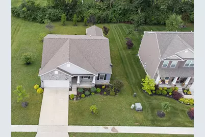 4008 Orange Blossom Court, Tipp City, OH 45371 - Photo 4