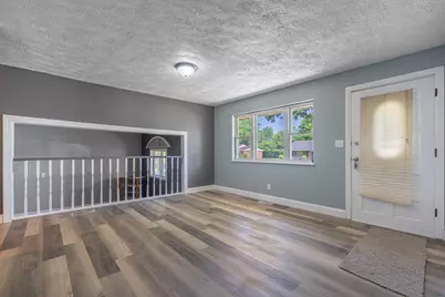 5082 Leedale Drive, Dayton, OH 45417 - Photo 2