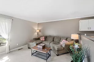 7579 Downing St, Dayton, OH 45414 - Photo 8