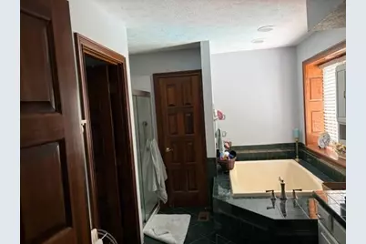 2045 Canterbury Court, Troy, OH 45373 - Photo 12