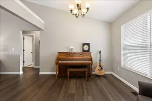 1845 Hunters Ridge Dr, Troy, OH 45373 - Photo 6