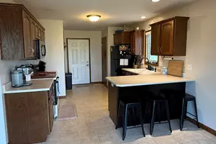 112 Parkview Dr, Jackson Center, OH 45334 - Photo 6