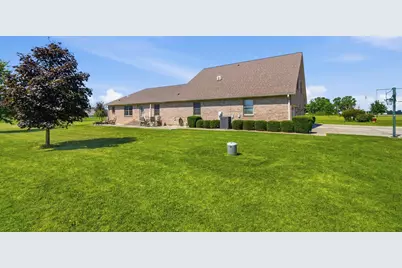 8400 N Montgomery County Line Road, Brookville, OH 45309 - Photo 14