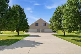 8400 N Montgomery County Line Rd, Brookville, OH 45309 - Photo 20
