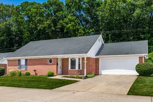 1146 Old Farm Ln, Springfield, OH 45503 - Photo 1
