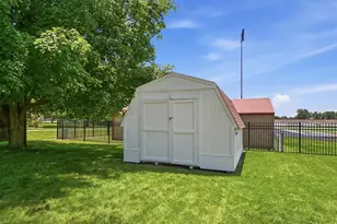 501 Glynwood Rd, Wapakoneta, OH 45895 - Photo 34