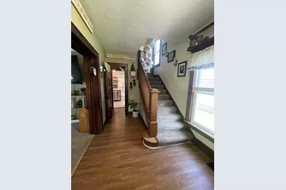 143 Irvington Avenue, Bradford, OH 45308 - Photo 8