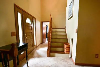 2424 Rockingham Drive, Troy, OH 45373 - Photo 8