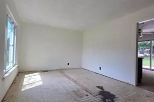 3208 Tackett St, Springfield, OH 45503 - Photo 2