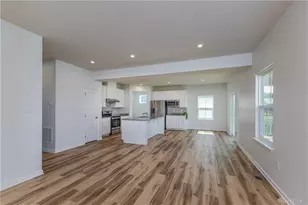 403 Sydney Dr, Tipp City, OH 45371 - Photo 8