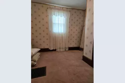 946 E Spring Street, Saint Marys, OH 45885 - Photo 10