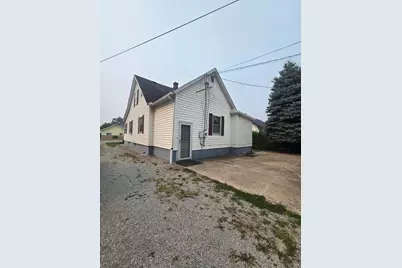 946 E Spring Street, Saint Marys, OH 45885 - Photo 2