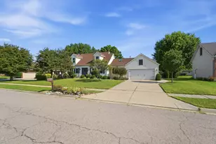 785 W Pinehurst Dr, Tipp City, OH 45371 - Photo 4