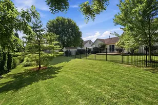 785 W Pinehurst Dr, Tipp City, OH 45371 - Photo 48