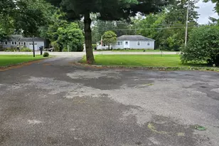5944 Troy Rd, Springfield, OH 45502 - Photo 4