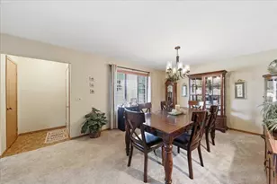 1045 Bradford Dr, Springfield, OH 45503 - Photo 4
