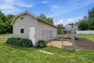 102 W Pike St, Christiansburg, OH 45389 - Photo 58