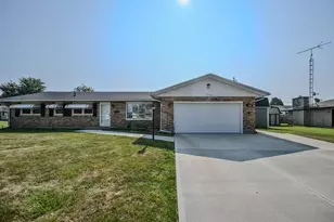5326 W Ridgewood Rd, Springfield, OH 45503 - Photo 2