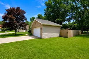 216 Oakcrest Ct, Russells Point, OH 43348 - Photo 2
