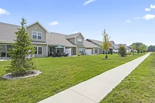 819 Brookwood Cir, Tipp City, OH 45371 - Photo 64