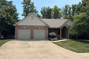 213 Peridot Dr, Anna, OH 45302 - Photo 2