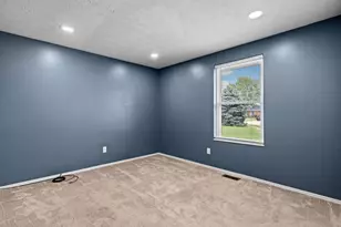 8289 Mill Spring Pl, Dayton, OH 45424 - Photo 22