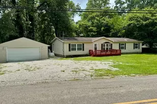 2477 Snyder Domer Rd, Springfield, OH 45502 - Photo 2